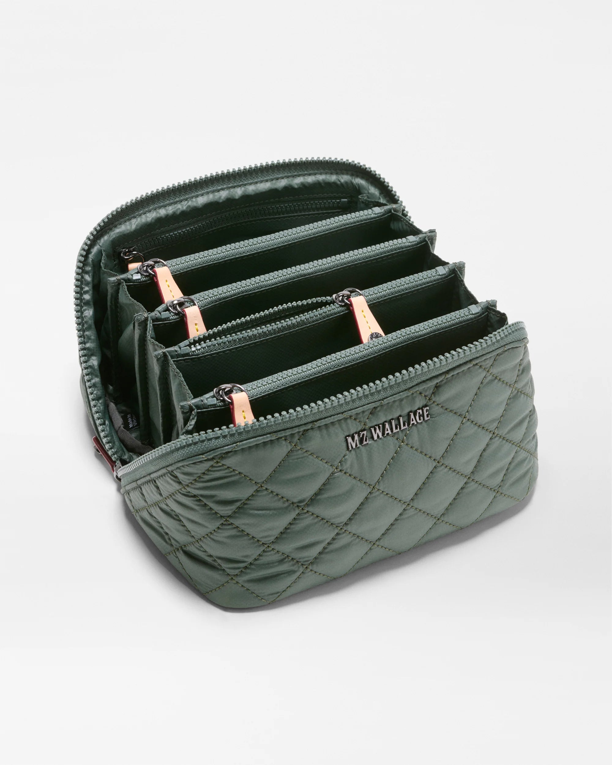 Metro Accordion Cosmetic Juniper