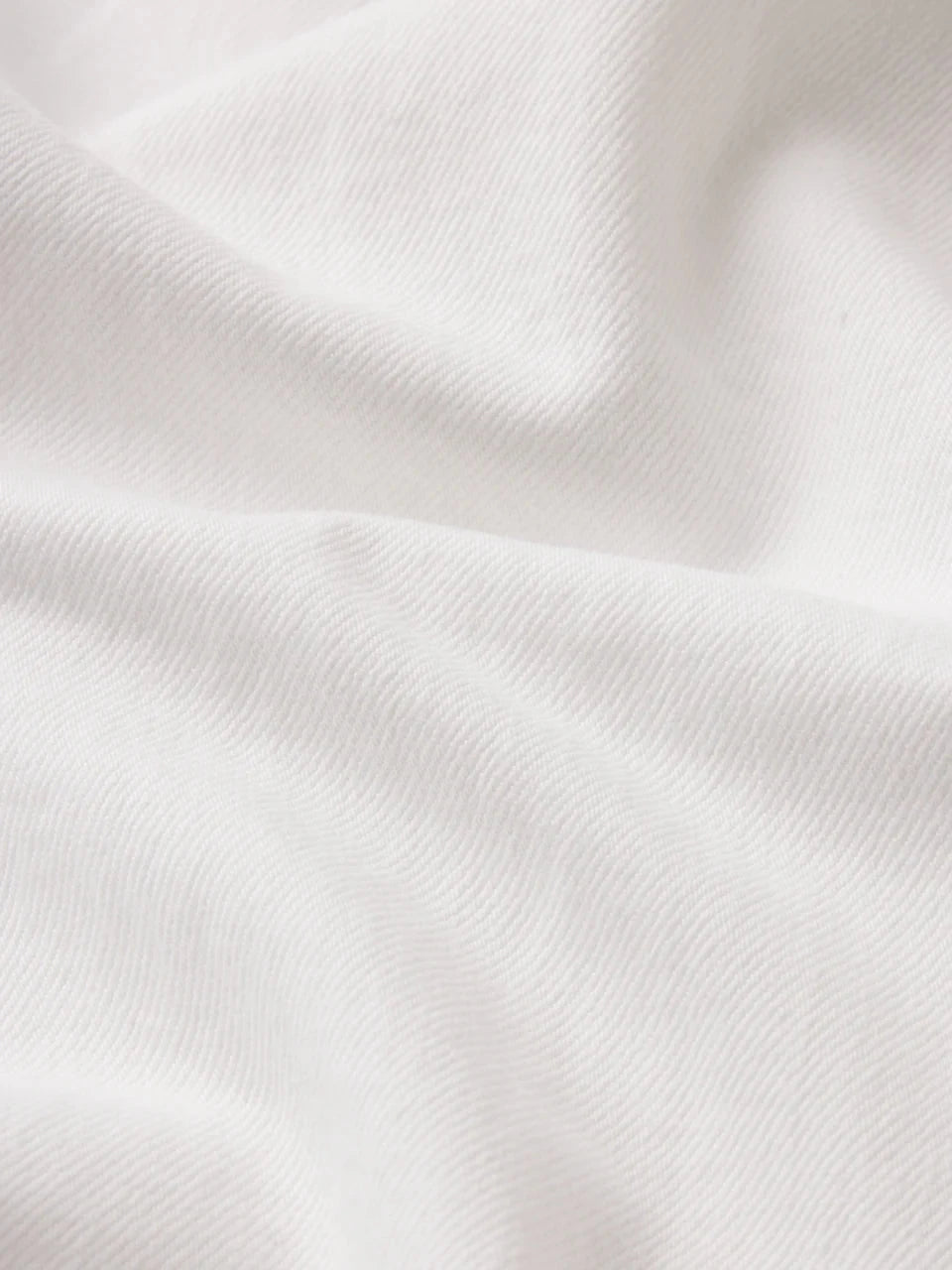 The Bow Cargo White Denim - Flare & Wide Leg Frame 