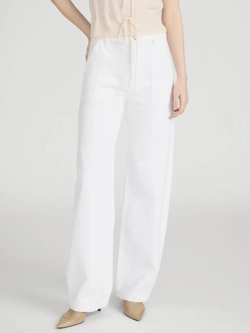 The Bow Cargo White Denim - Flare & Wide Leg Frame 