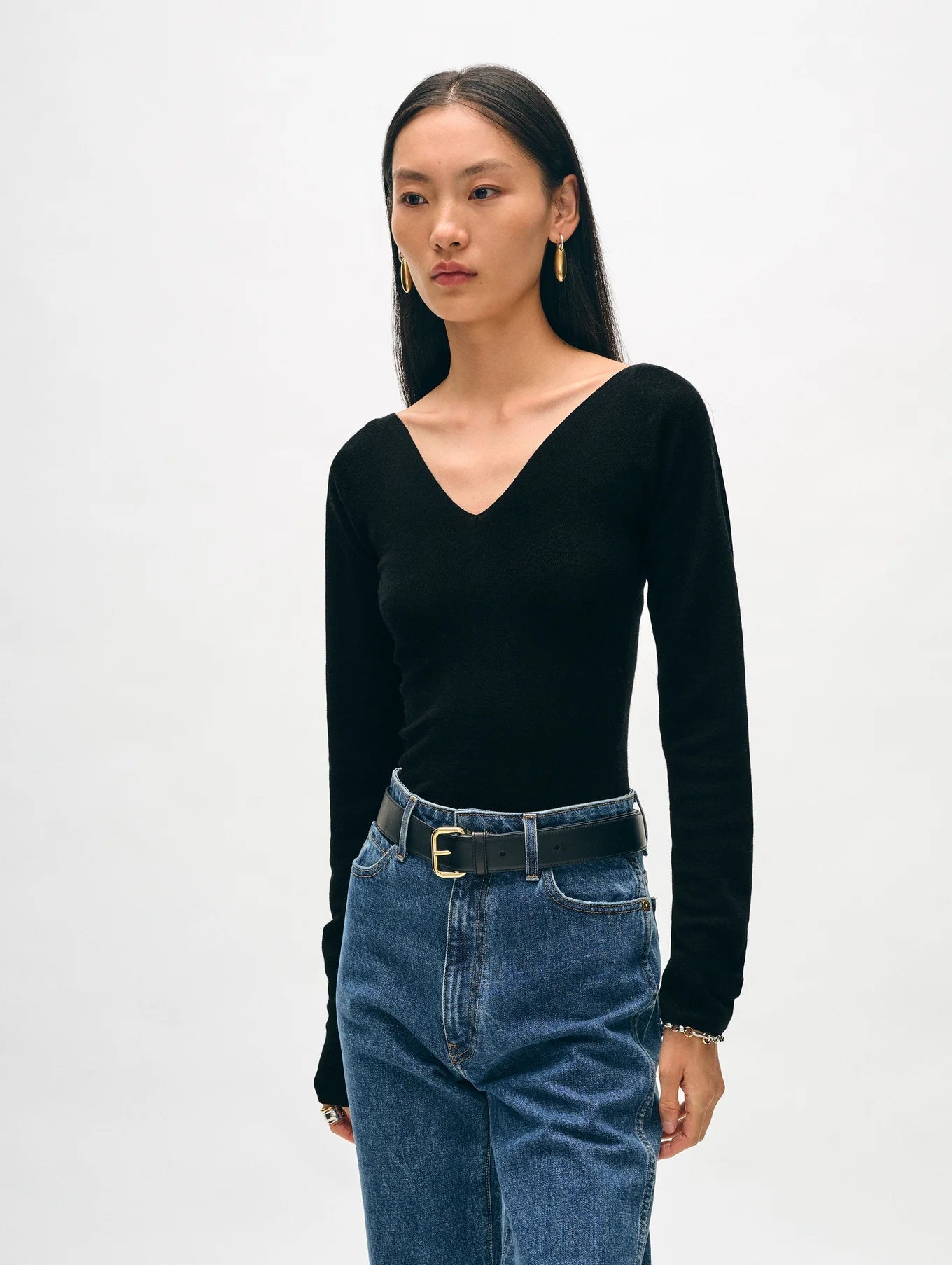 Superfine Merino Ribbed V-Neck Top Black Tops - Blouses White + Warren 