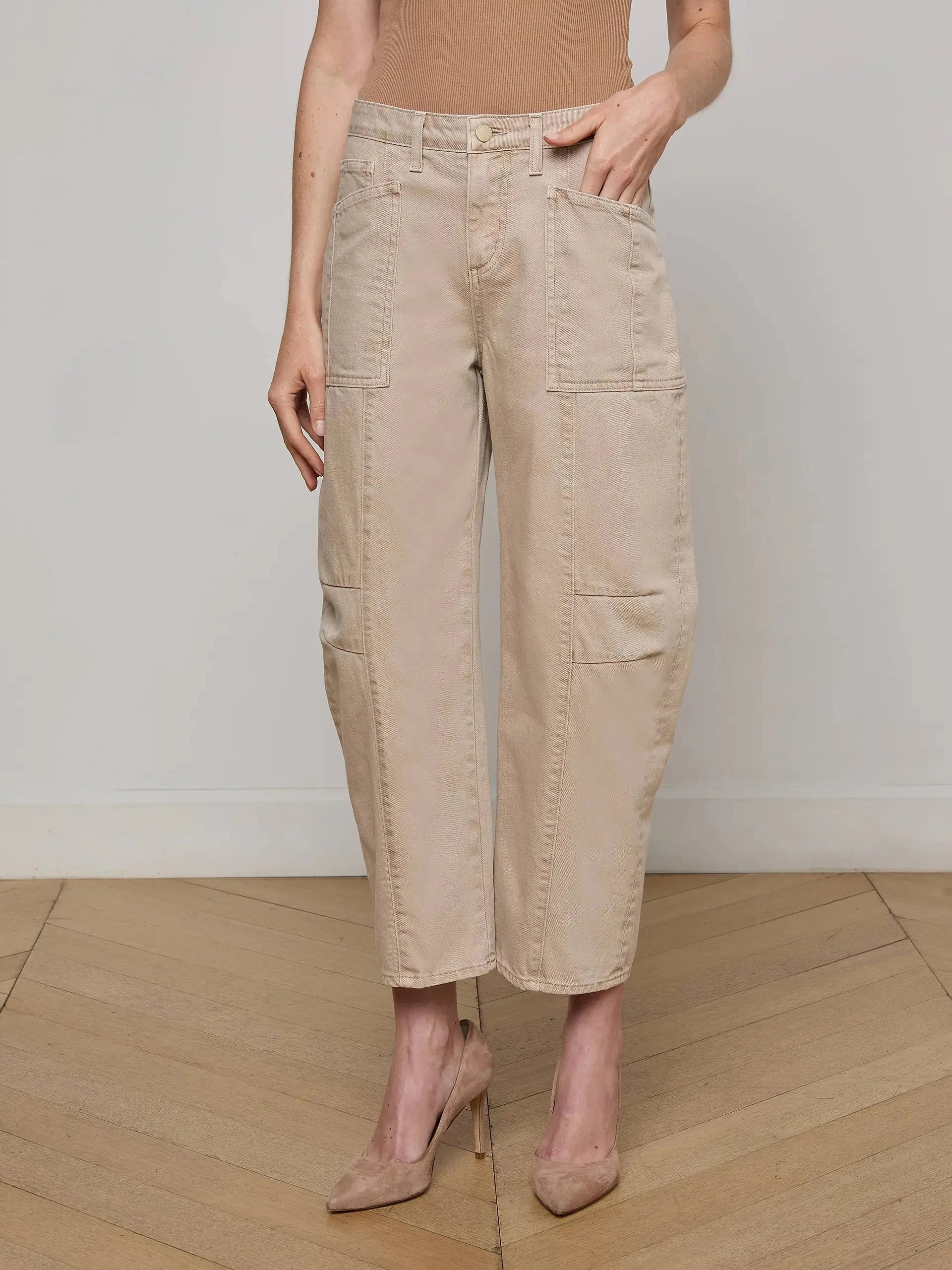 Cody Cropped Barrel-Leg Jean Biscuit Denim - Cropped & Ankle L'Agence 