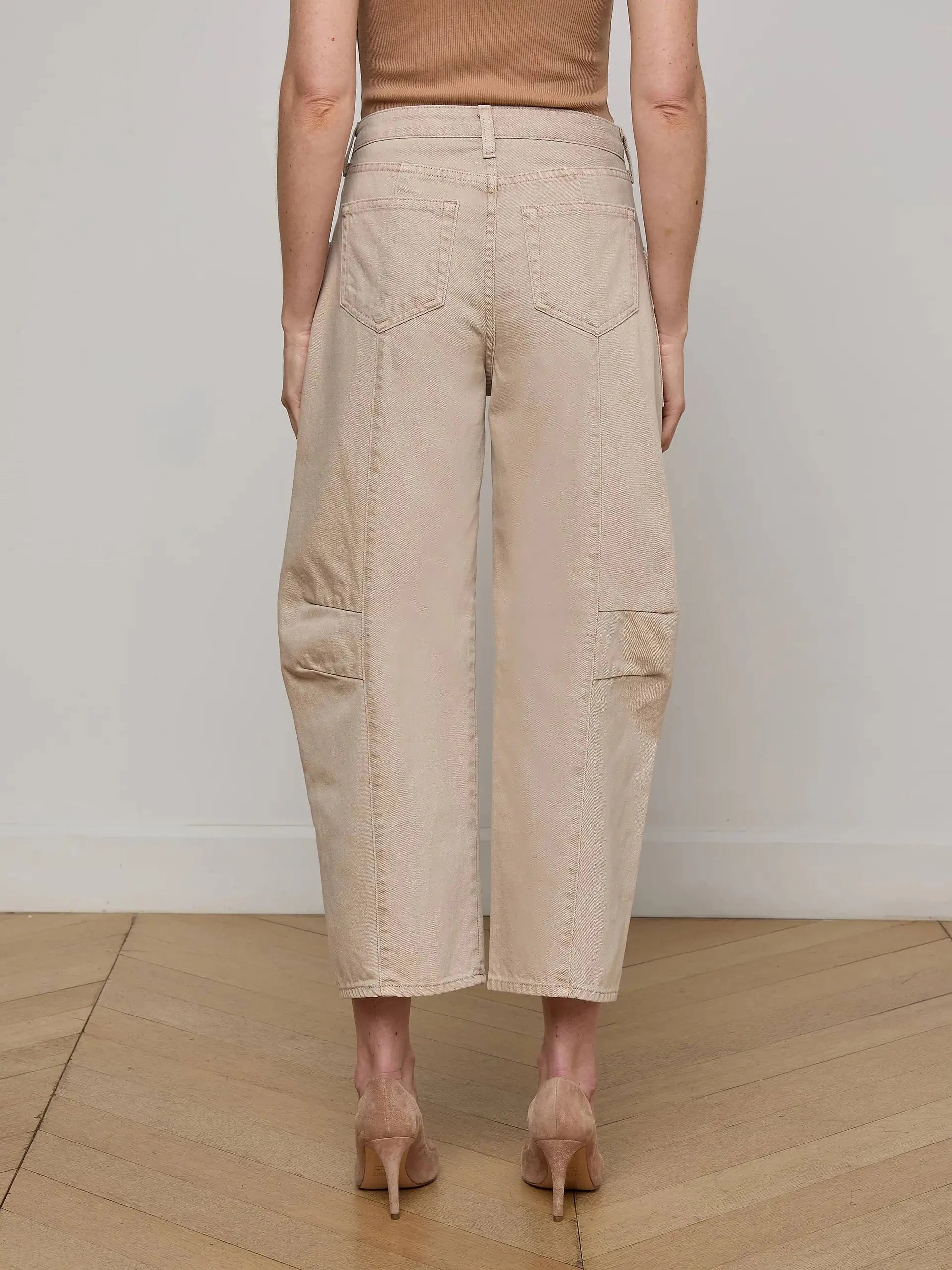 Cody Cropped Barrel-Leg Jean Biscuit Denim - Cropped & Ankle L'Agence 