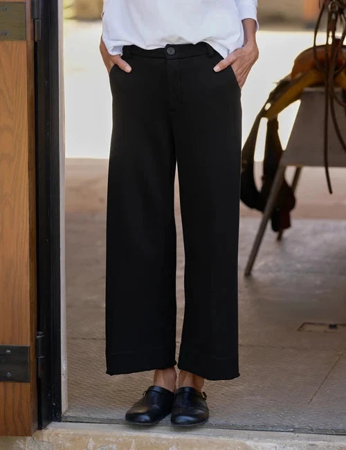Riley Cropped Trouser Sweatpant Black Pants - Sweatpants Frank &amp; Eileen 