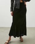 Leia Skirt Velvet Black Skirts - long Rails 