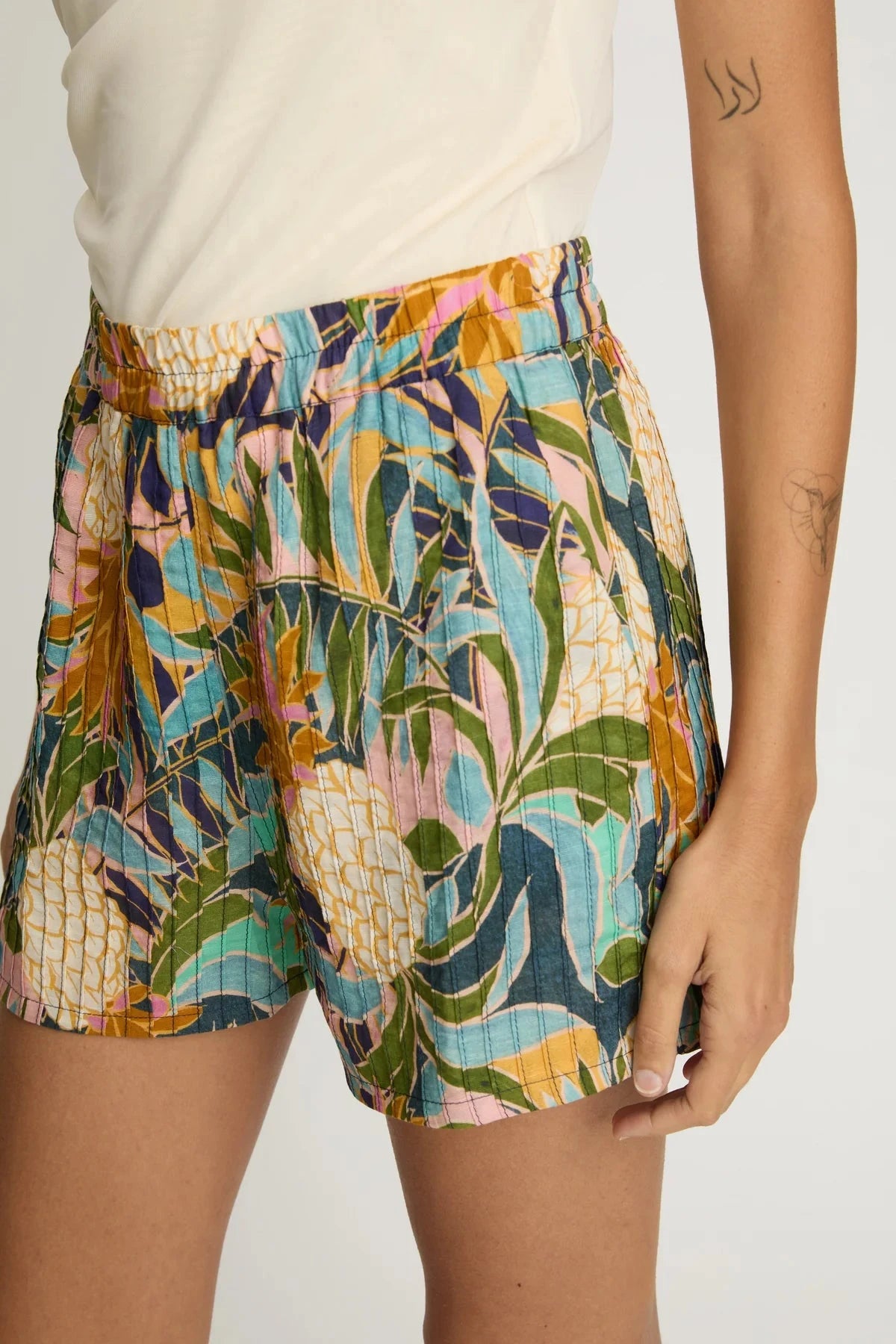 Azra Short Baroque Pineapple Shorts Caballero 