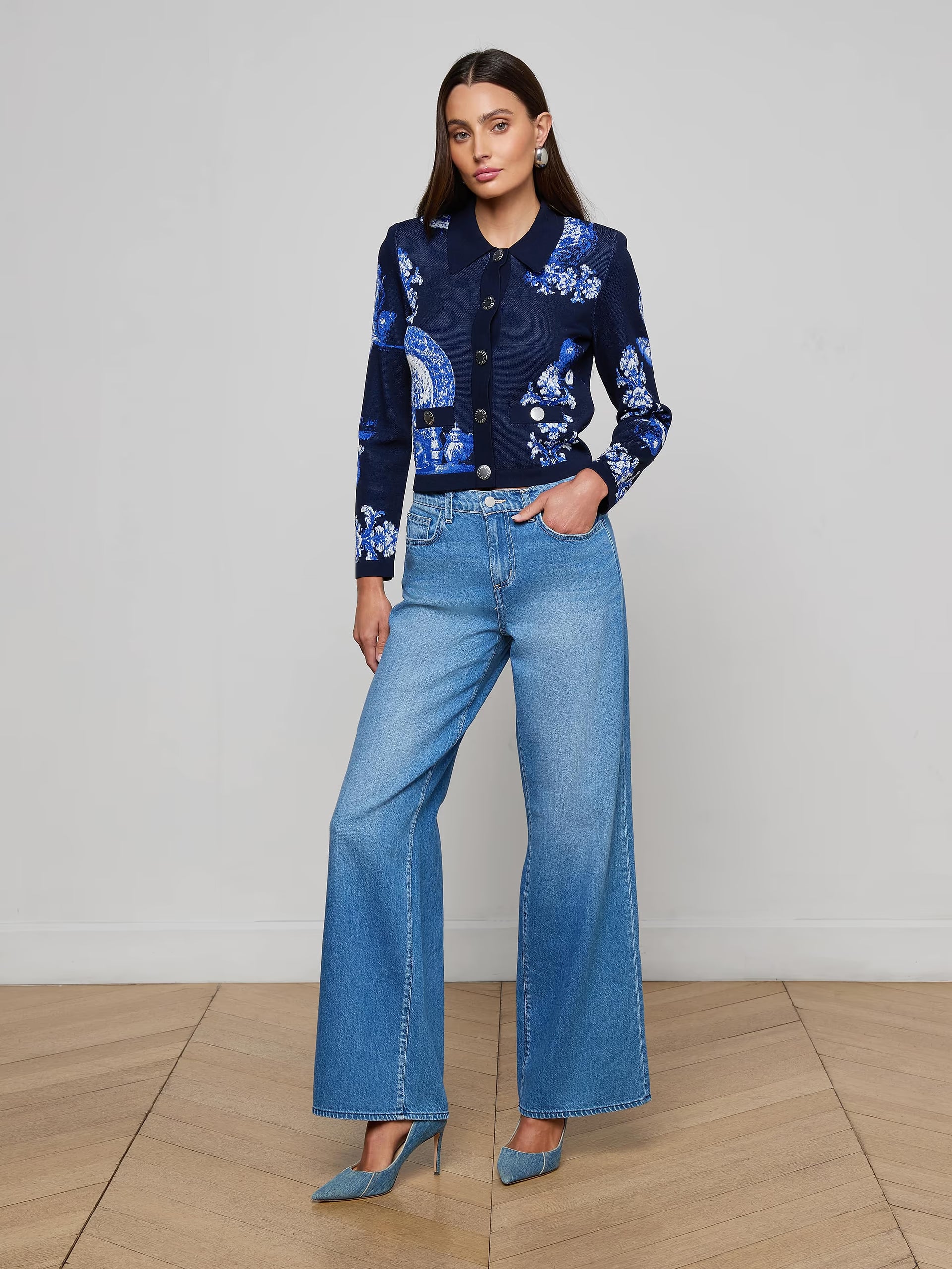 Osiris Jacquard Cardigan Black/Blue Large Porcelain Sweater - Cardigans L'Agence 