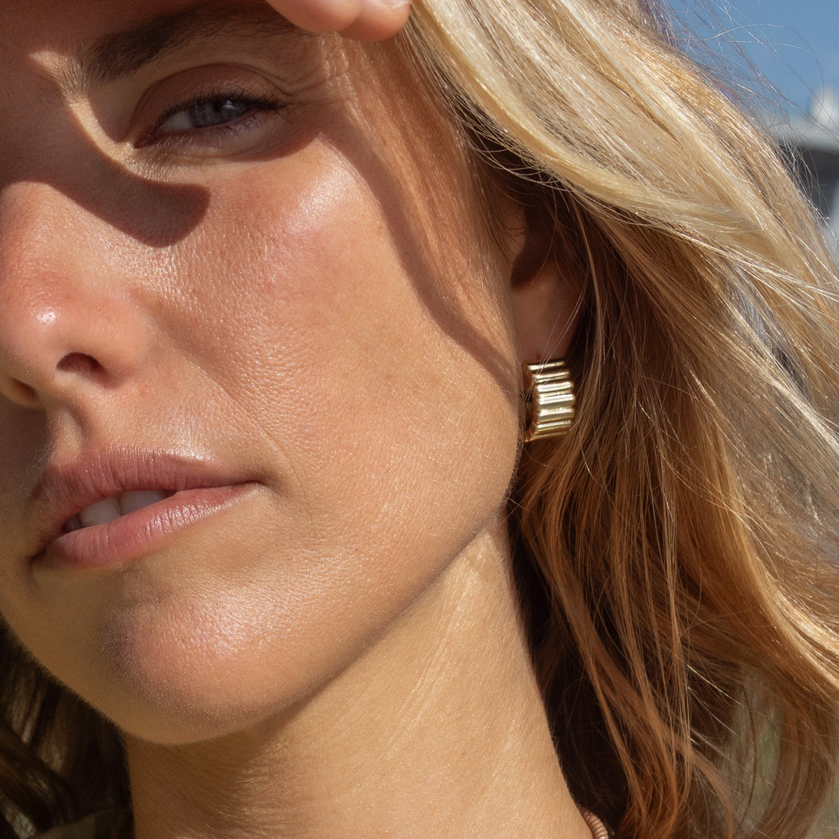Cierra Hoop Earrings 14k Gold Necklaces Thatch 