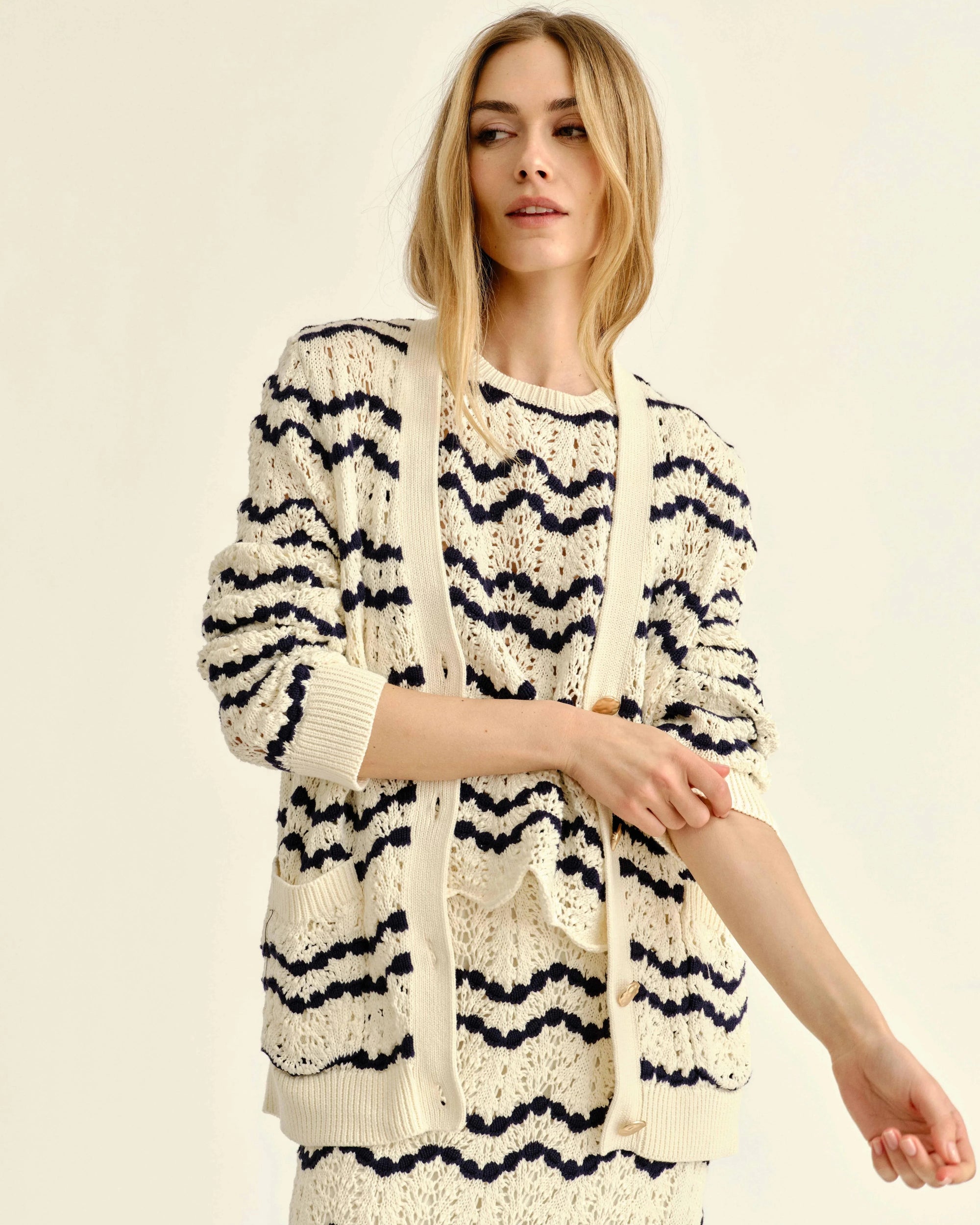 Hadwen Cardigan Beach Wave Stripe Natural Sweater - Cardigans Cartolina 