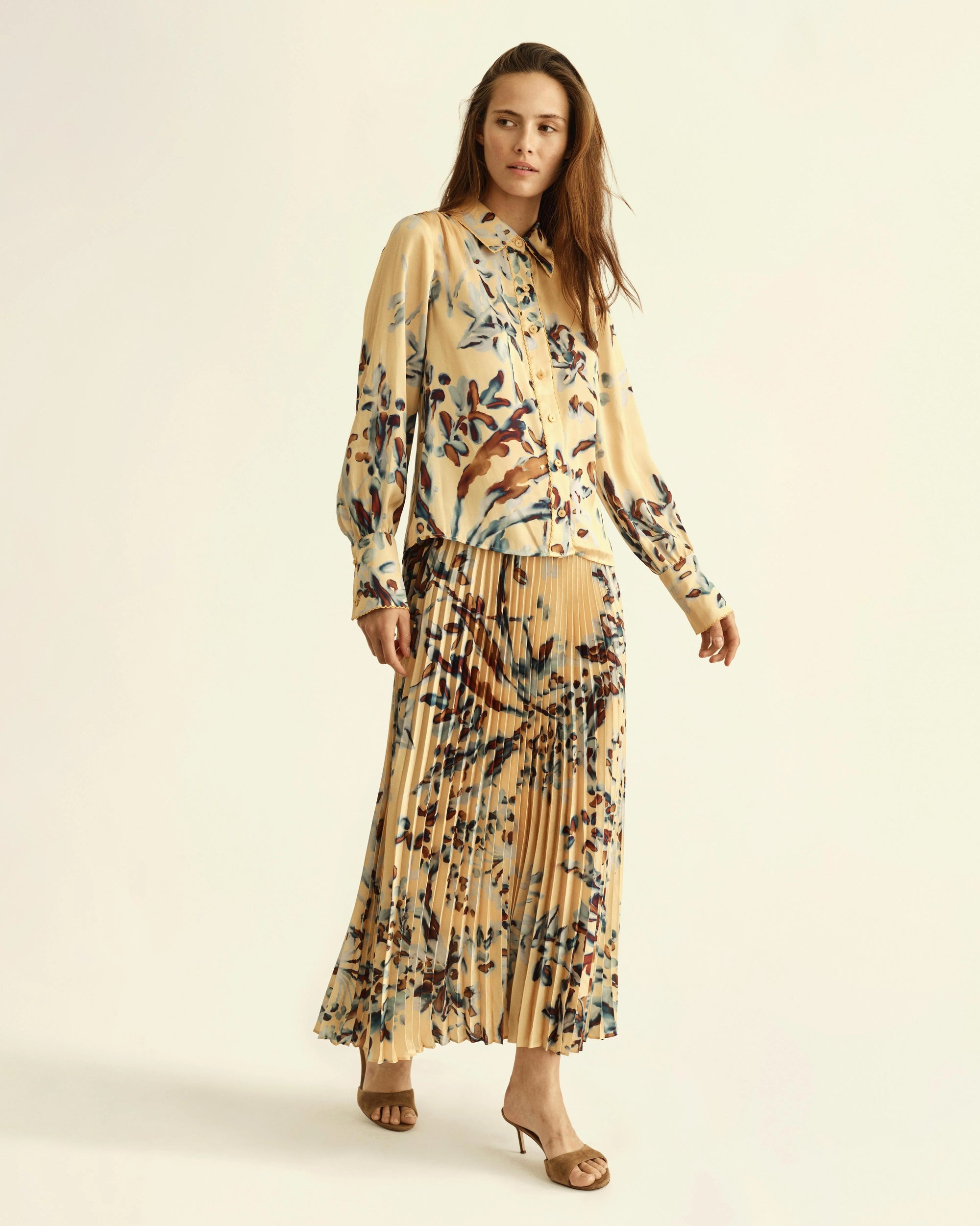 Claudia Skirt Lake Buff Floral