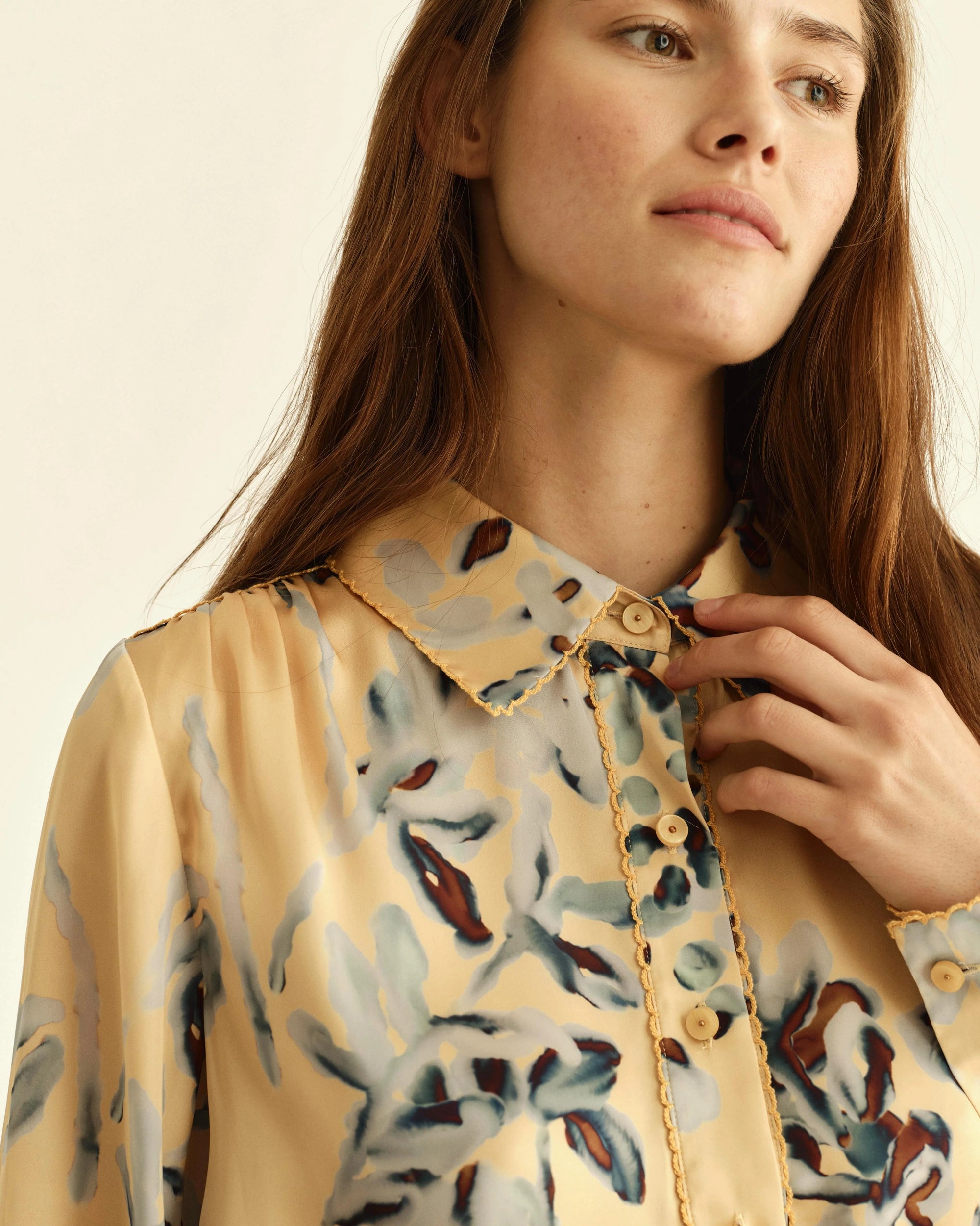 Lilliana Shirt Lake Bluff Floral Tops - Blouses Cartolina 