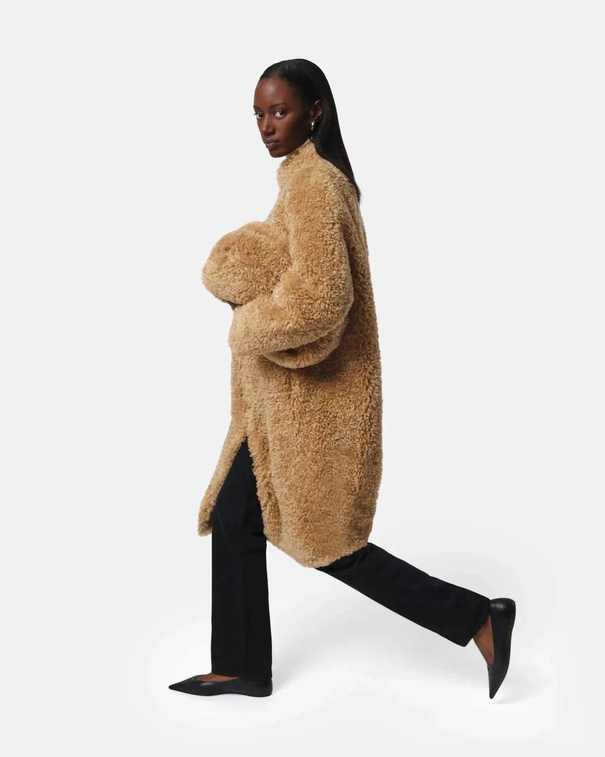 Jumbo Noor Pochette Camel Shearling Clutch Apparis 