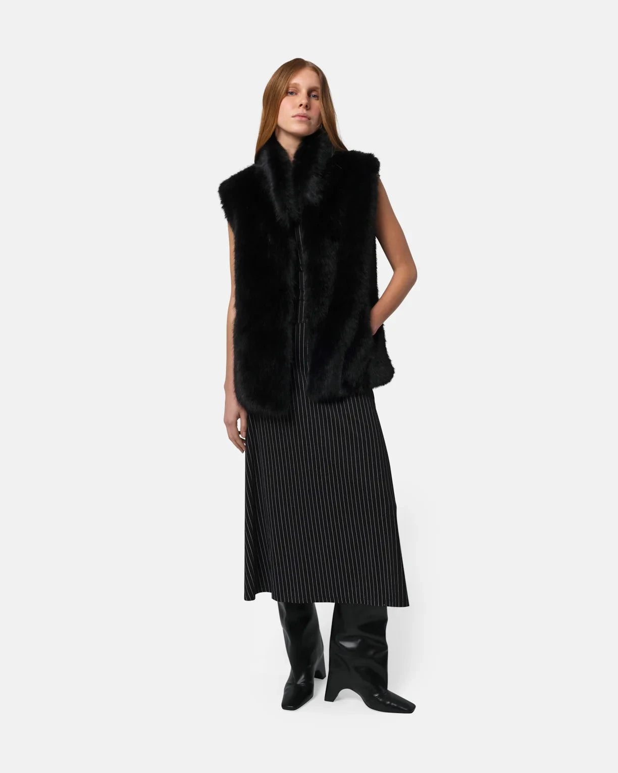 Laila Sable Vest Noir Outerwear - Vest Apparis 