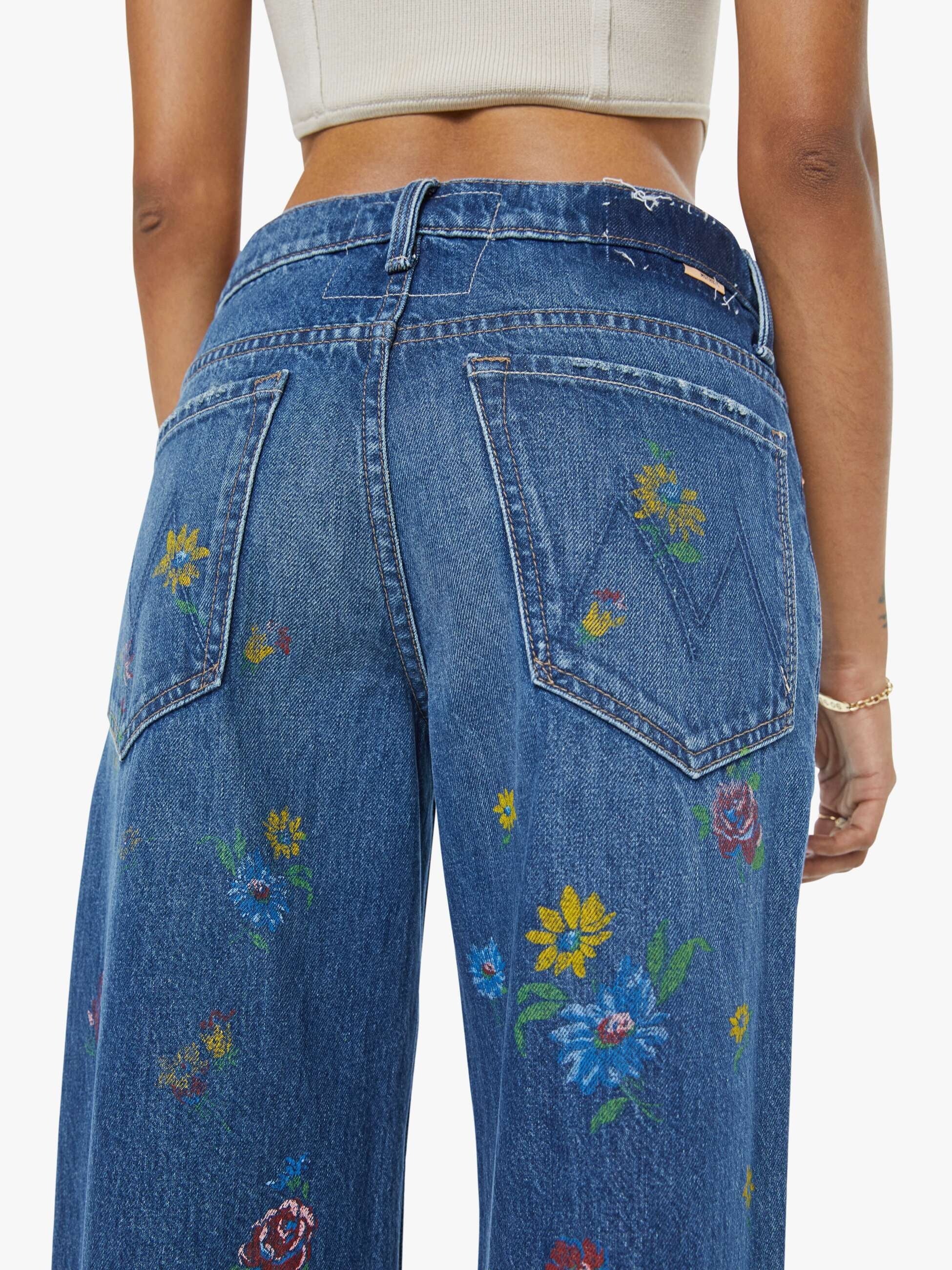 Lil Return Zip Sneak Field of Flowers Denim - Flare & Wide Leg Mother 