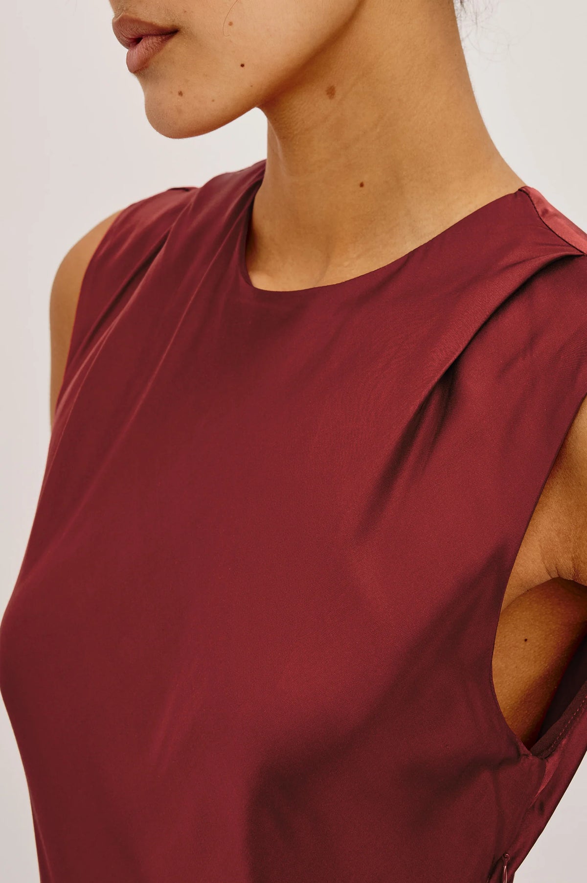 Mira Dress Crimson