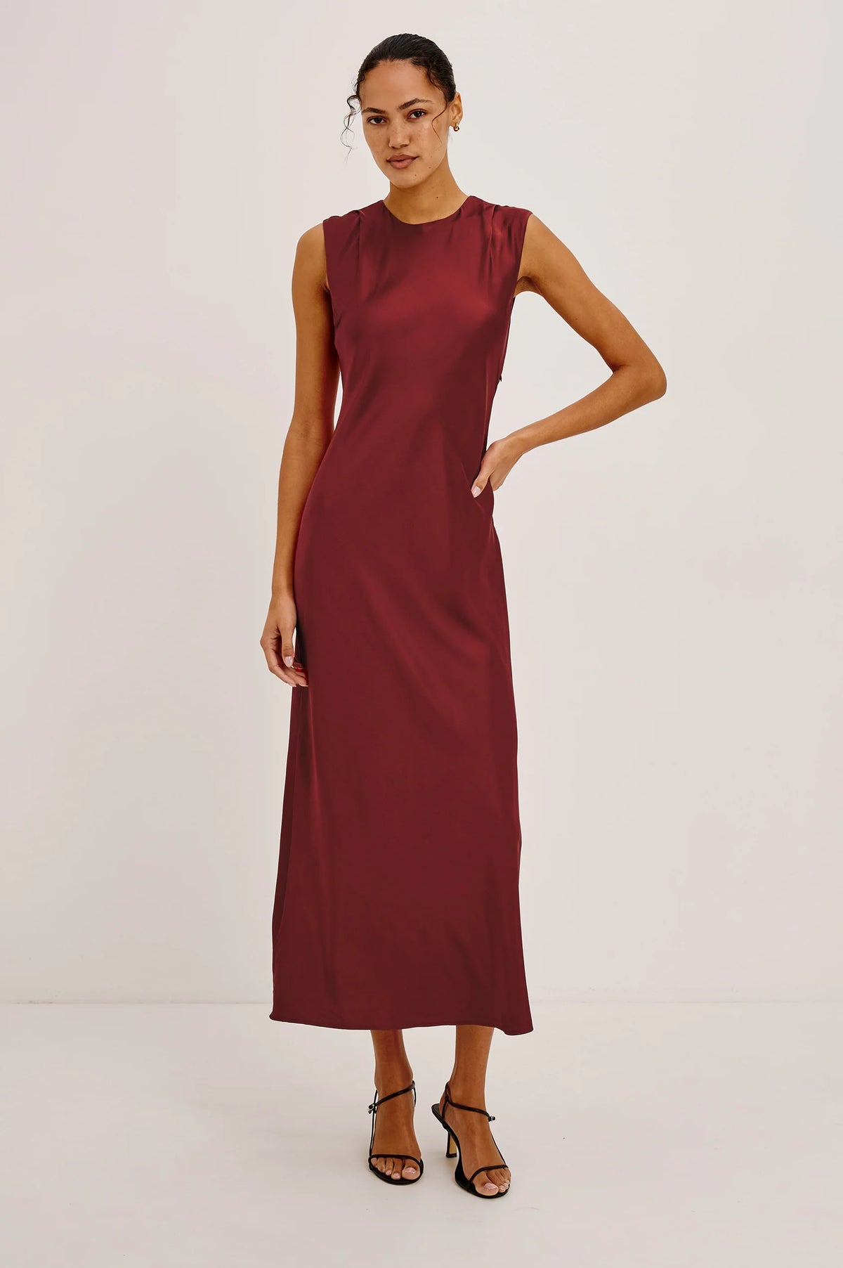 Mira Dress Crimson