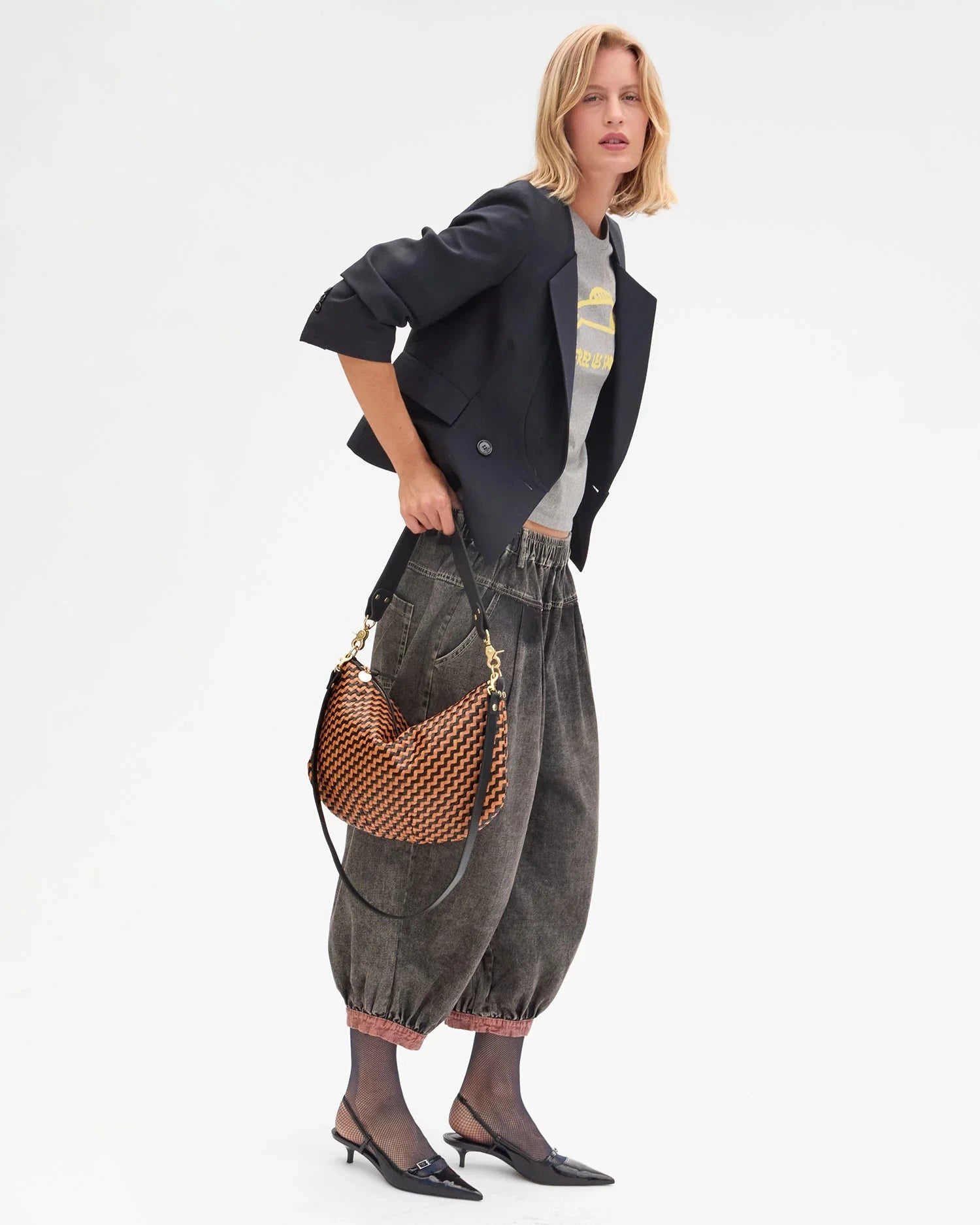 Moyen Messenger Woven Zig-Zag Black Natural Hobo & Shoulder Clare V. 