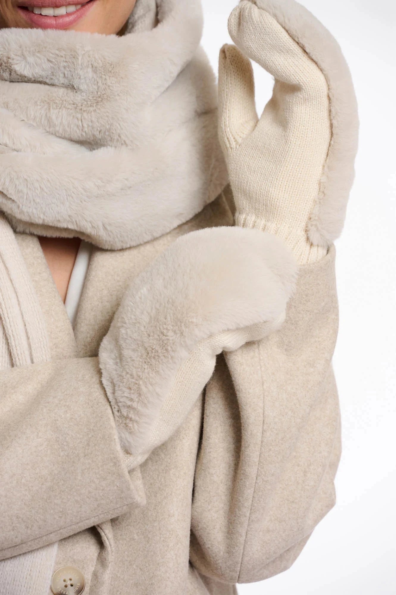 Oxo Faux Fur Gloves Birch Gloves Rino & Pelle 