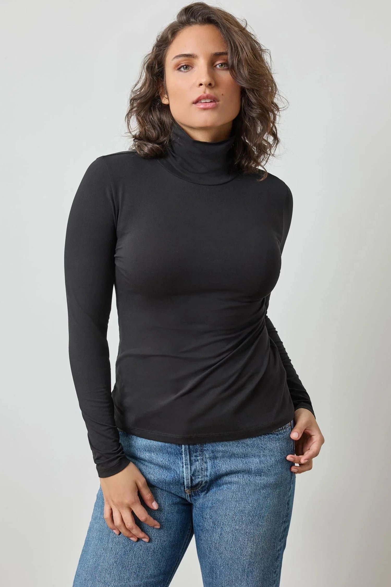 Turtleneck Black Tops - Turtleneck Lilla P 