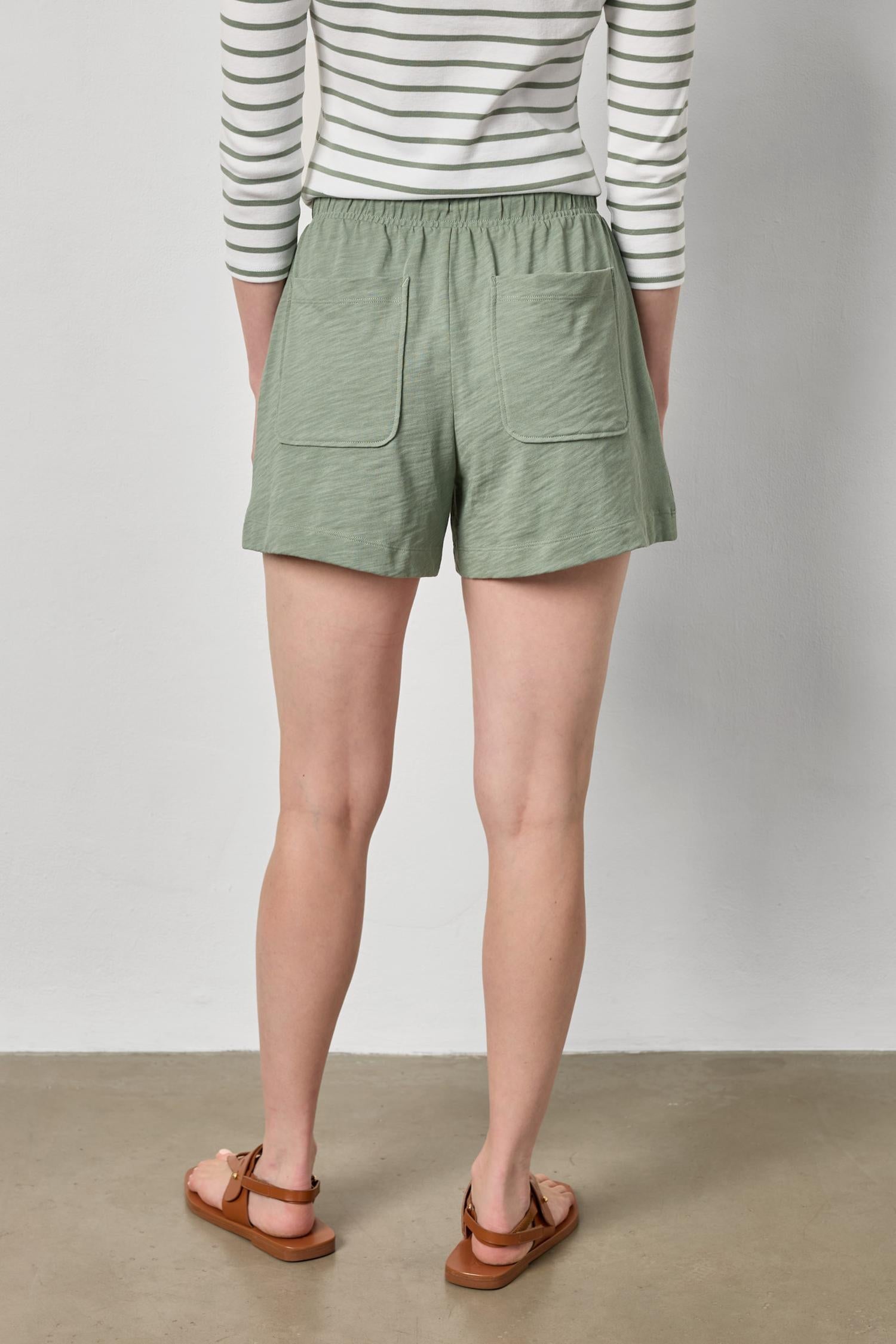 Elastic Waist Drawcord Short Sage Shorts Lilla P 