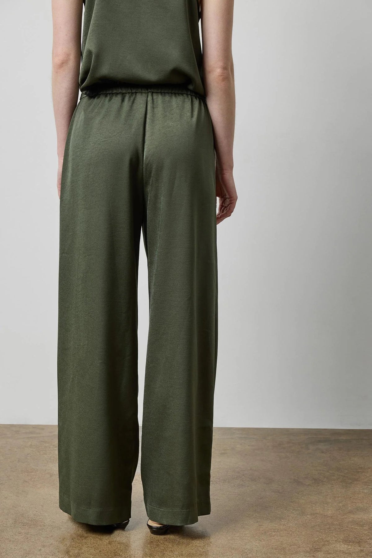 Crepe Satin Trouser Pants - Trousers Lilla P 