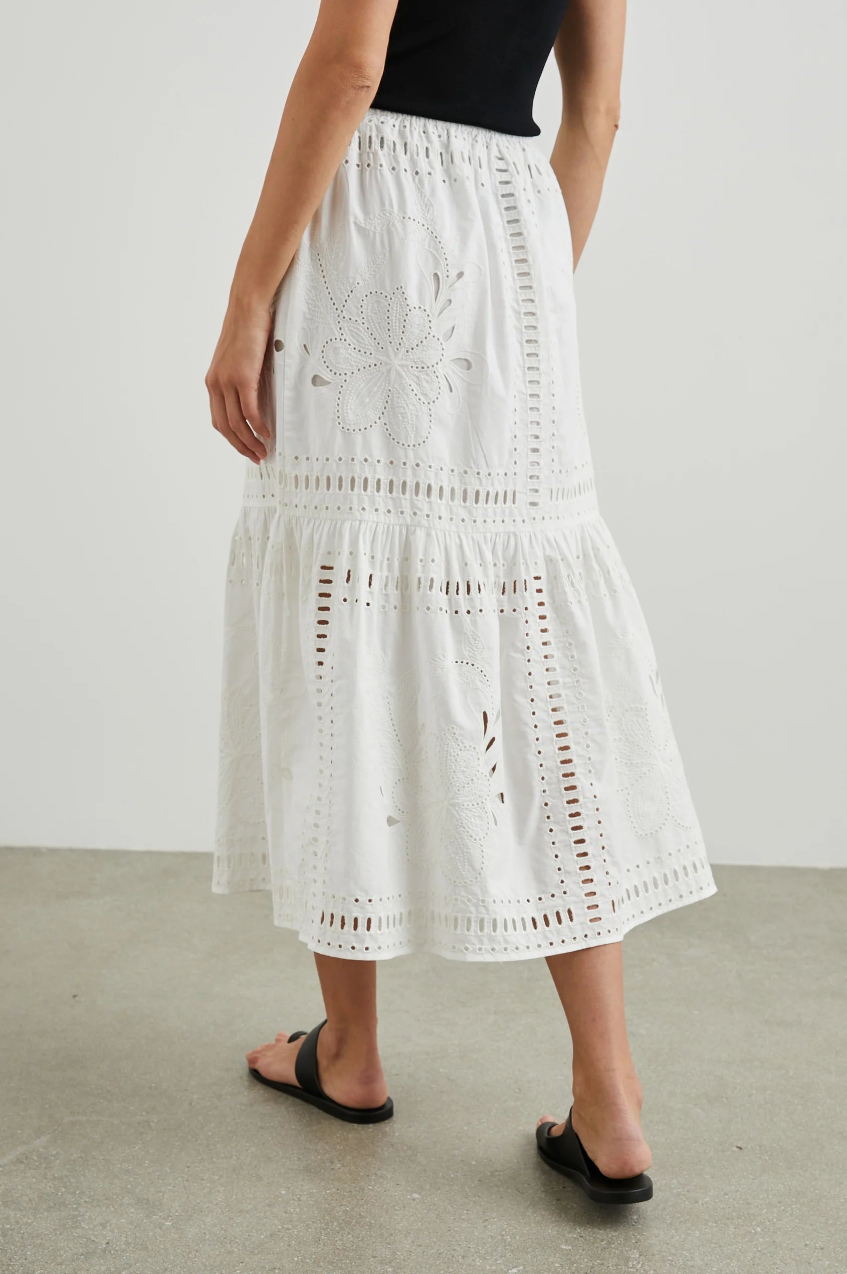 Prina Skirt White Skirts - Midi Rails 