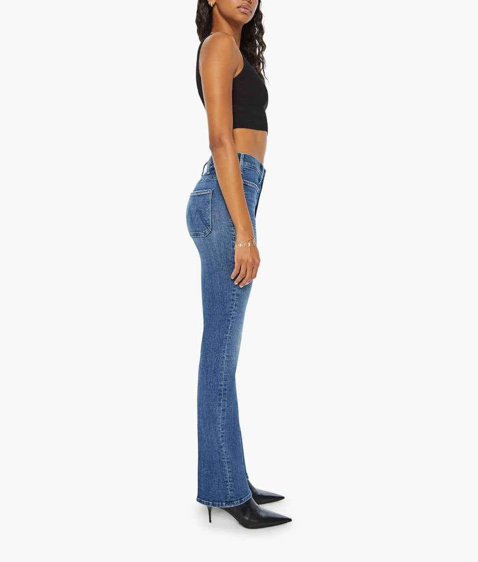 The Patch Pocket Insider Sneak Caving In Denim - Flare &amp; Wide Leg Mother 