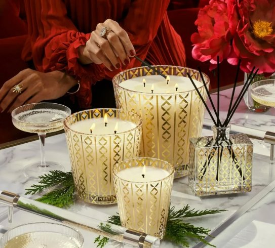Classic Candle 8oz Holiday Candles & Diffusers - Candles NEST 