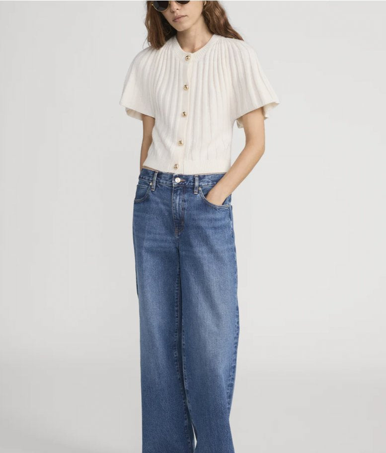 The Flutter Cardigan in Cream Sweater - Cardigans Frame 