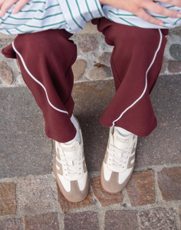 Cloud D26 Butter Beige Sneakers Back 70 