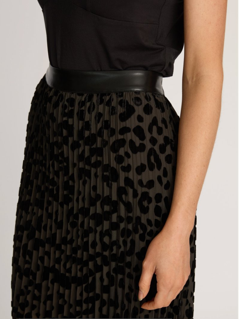Mia Skirt Flocked Dot Skirts - Midi Caballero 
