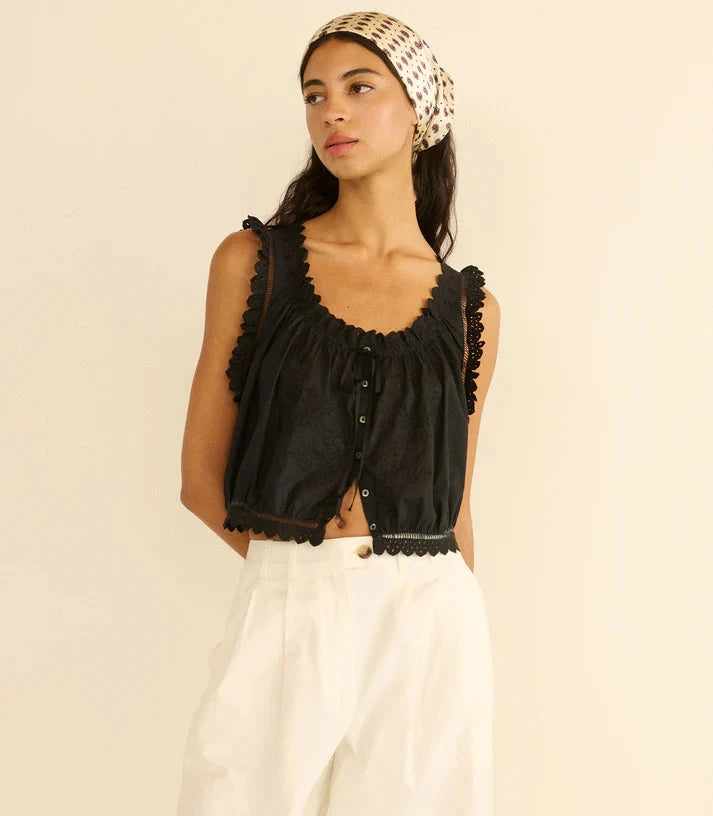 Traveler Top Black Tops - Blouses Doen 