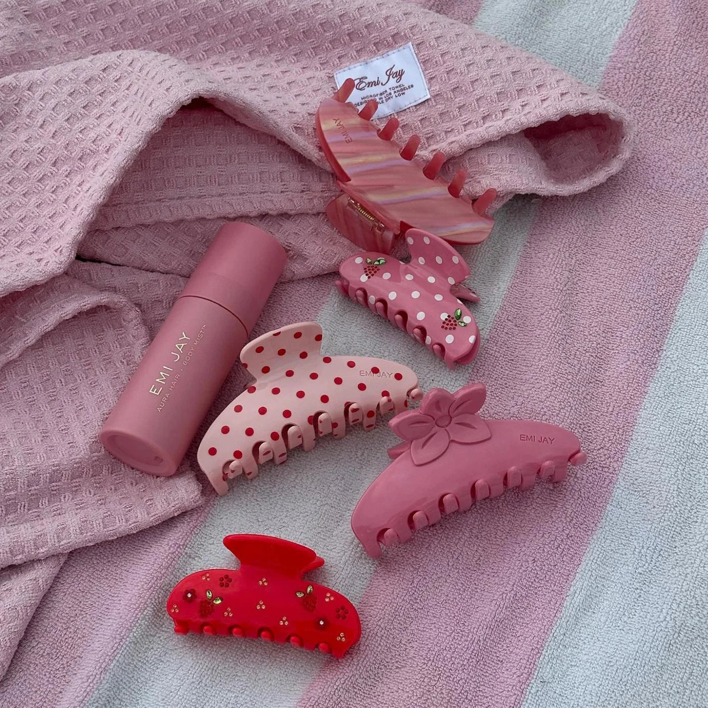Sweetheart Clip Berry Beach Club Beauty &amp; Hair Emi Jay 