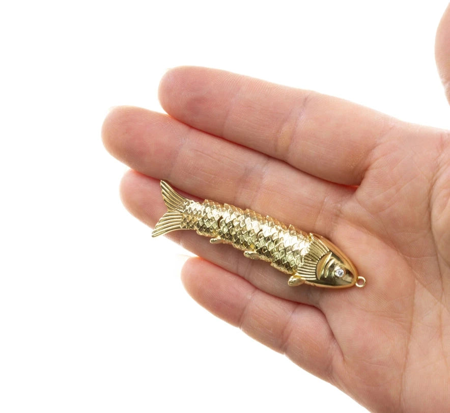 Large Twirling Fish Charm Gold