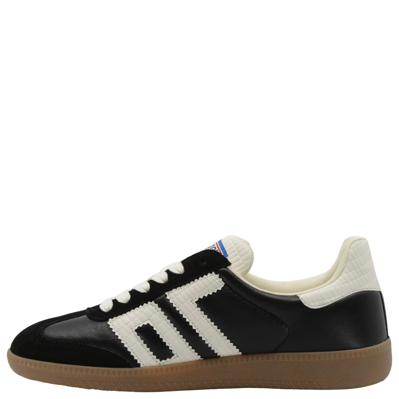 Cloud NC Milk Sneaker Black Sneakers Back 70 