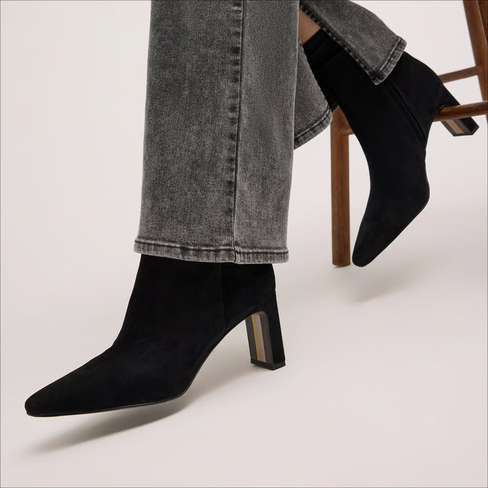 Saige Ankle Bootie Black Boots - Booties Sam Edelman 
