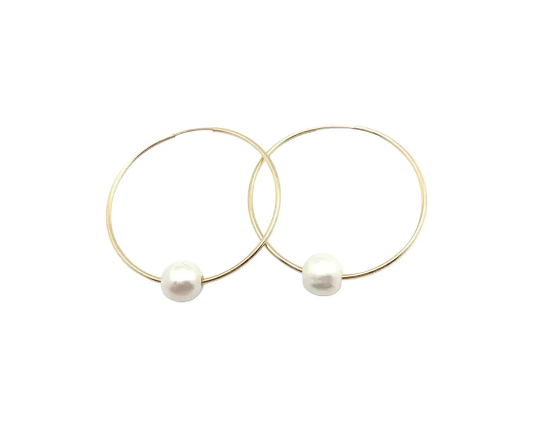 Mia Hoop Gold/Pearl Earrings In2Design 