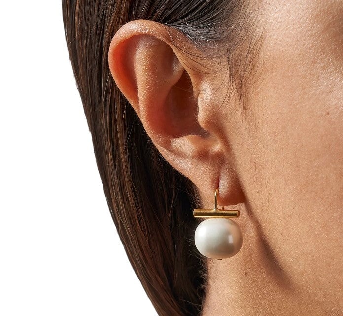 Classis Medium Pebble Pearl White Jewelry - Earrings Catherine Canino 