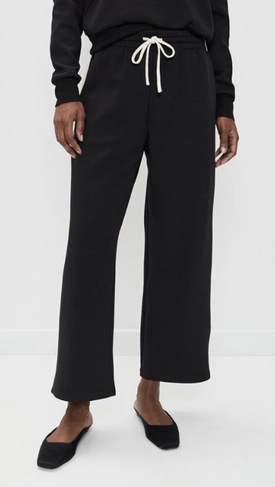 Claud Travel Track Pant True Black Pants - Sweatpants perfectwhitetee 