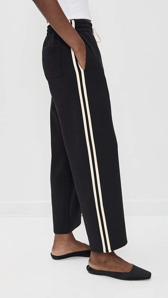 Claud Travel Track Pant True Black Pants - Sweatpants perfectwhitetee 